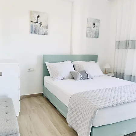 Comfy Vista Apartment Kalamata Exterior photo